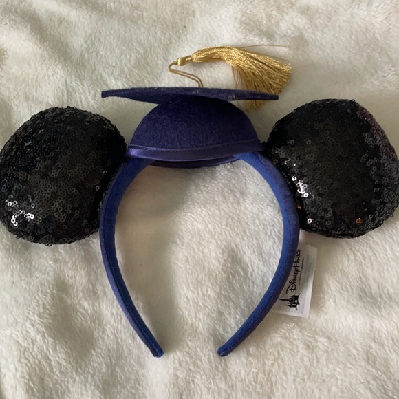 Disney Parks Graduation Cap Ears - Picture 3 of 5